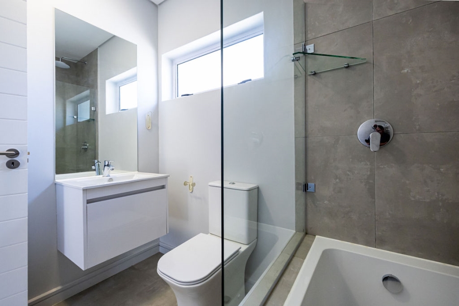To Let 3 Bedroom Property for Rent in Newinbosch Western Cape